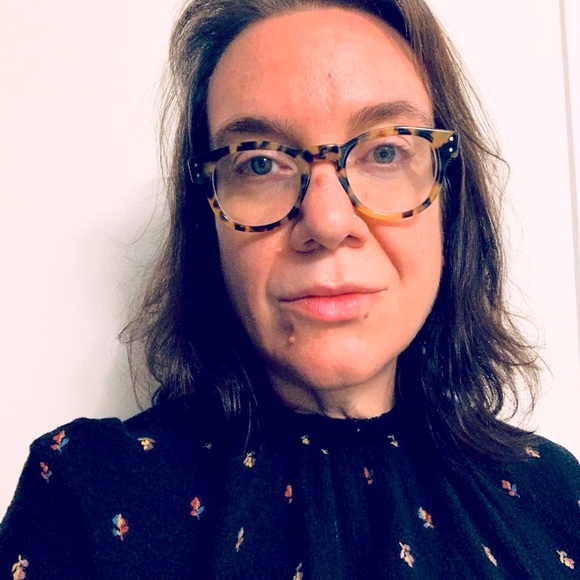 Meet your Posher, Michaela - Picture 1 of 1